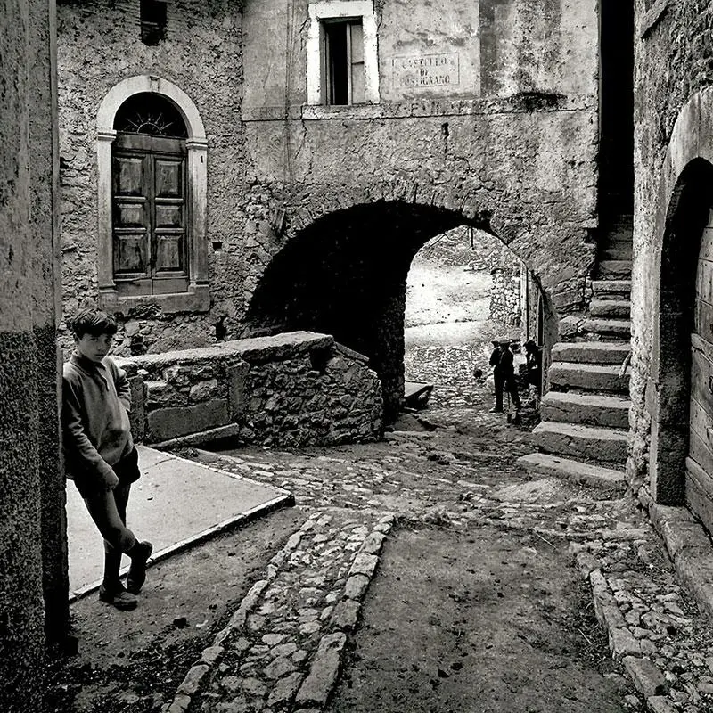 02   Il Borgo   N.carver Post 001 S.jpg
